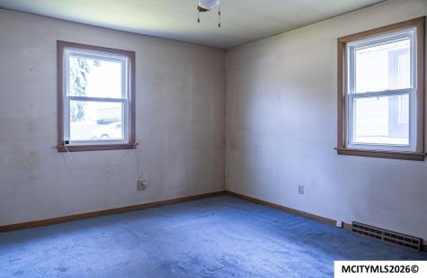 1105 N Tyler Mason City IA 50401