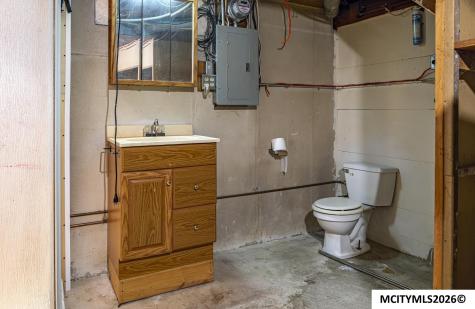 1105 N Tyler Mason City IA 50401