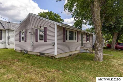 1105 N Tyler Mason City IA 50401