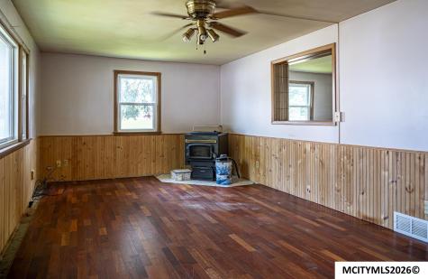 1105 N Tyler Mason City IA 50401