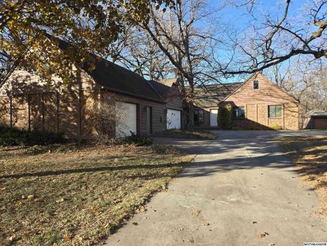 922 N Carolina Avenue Mason City IA 50401