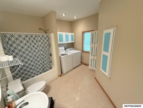 635 N 8th Street Forest City IA 50436