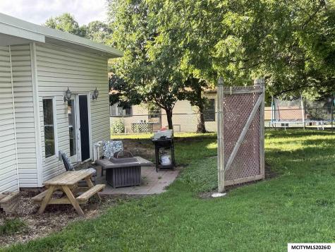 635 N 8th Street Forest City IA 50436