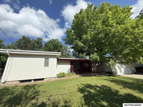 635 N 8th Street Forest City IA 50436
