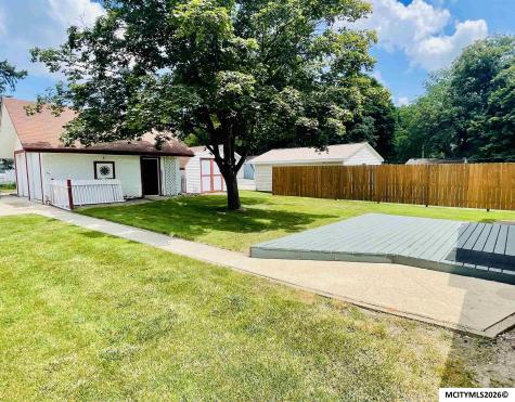304 21st Street SE Mason City IA 50401