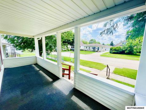 304 21st Street SE Mason City IA 50401