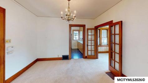 1135 1st SW Mason City IA 50401
