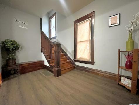 1306 N Jefferson Mason City IA 50401