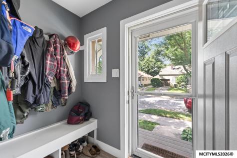1011 2nd Street NW Mason City IA 50401