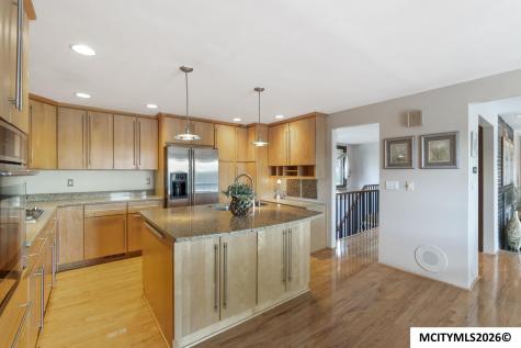 154 Lakeview Drive Mason City IA 50401