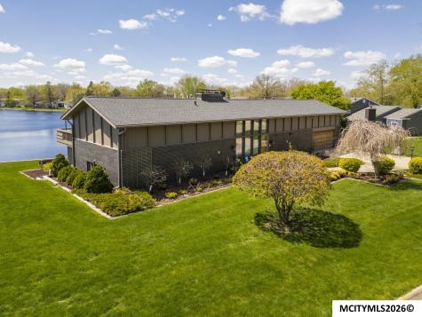 154 Lakeview Drive Mason City IA 50401