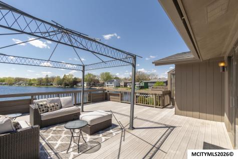 154 Lakeview Drive Mason City IA 50401