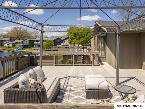 154 Lakeview Drive Mason City IA 50401