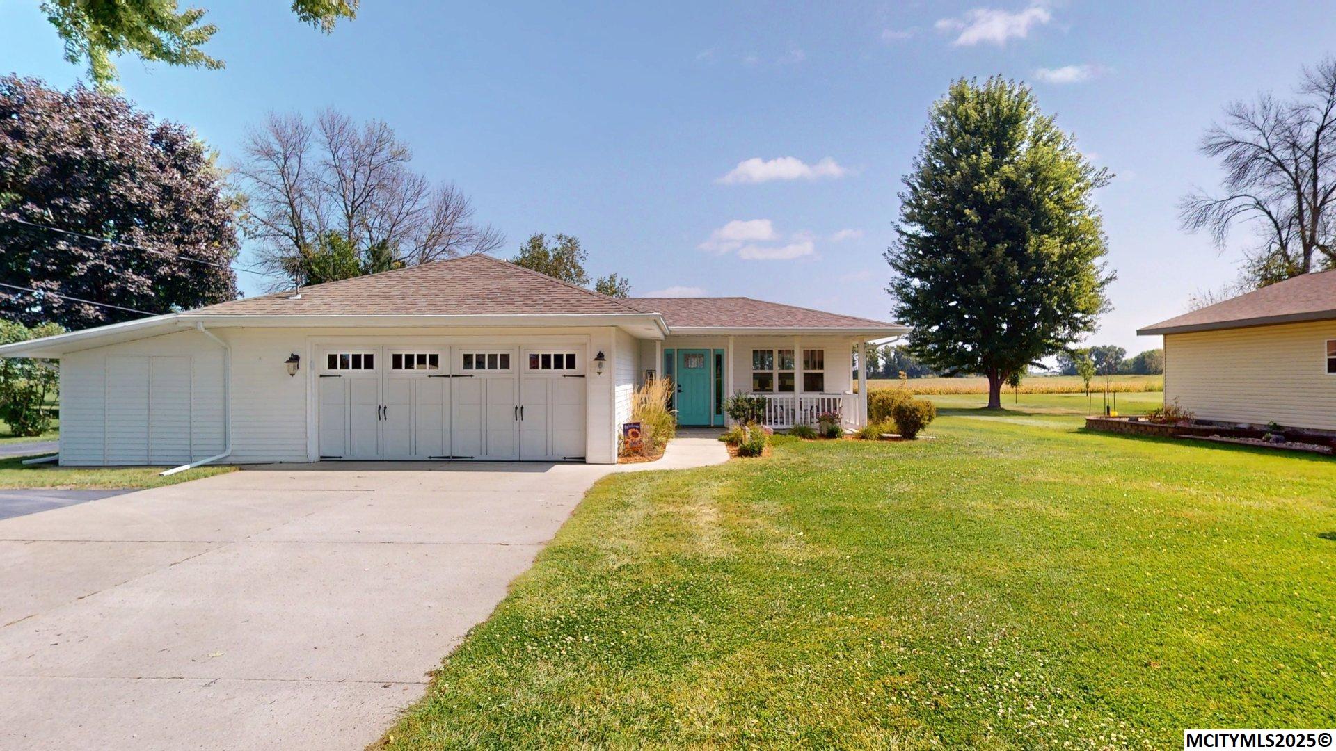 1606 N 8th Place Clear Lake IA 50428