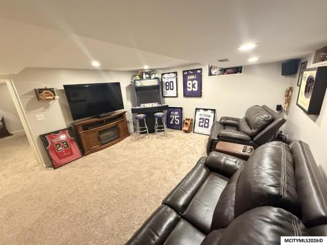 409 4th SE Mason City IA 50401