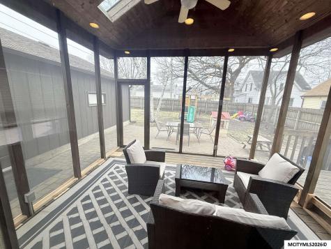 409 4th SE Mason City IA 50401