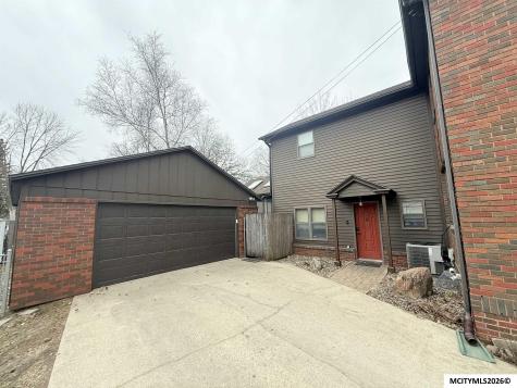 409 4th SE Mason City IA 50401