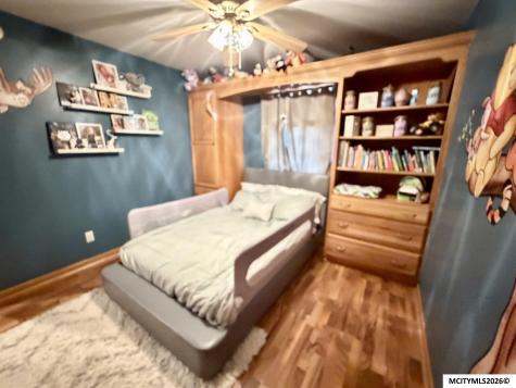 260 E Henschen Garner IA 50438