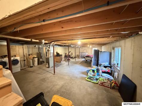 260 E Henschen Garner IA 50438