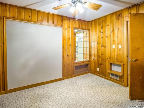 1551 N Rhode Island Mason City IA 50401