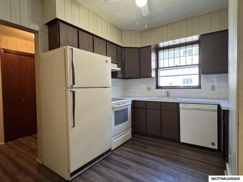 108 S Virginia Avenue Mason City IA 50401