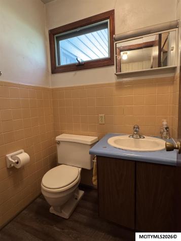 108 S Virginia Avenue Mason City IA 50401