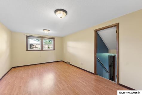 1304 2nd NW Mason City IA 50401
