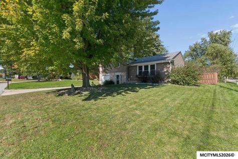 1304 2nd NW Mason City IA 50401