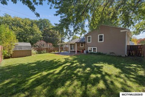 1304 2nd NW Mason City IA 50401