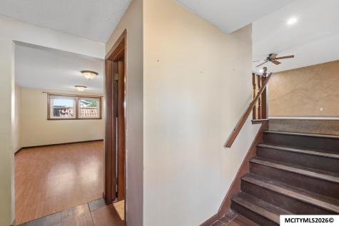 1304 2nd NW Mason City IA 50401