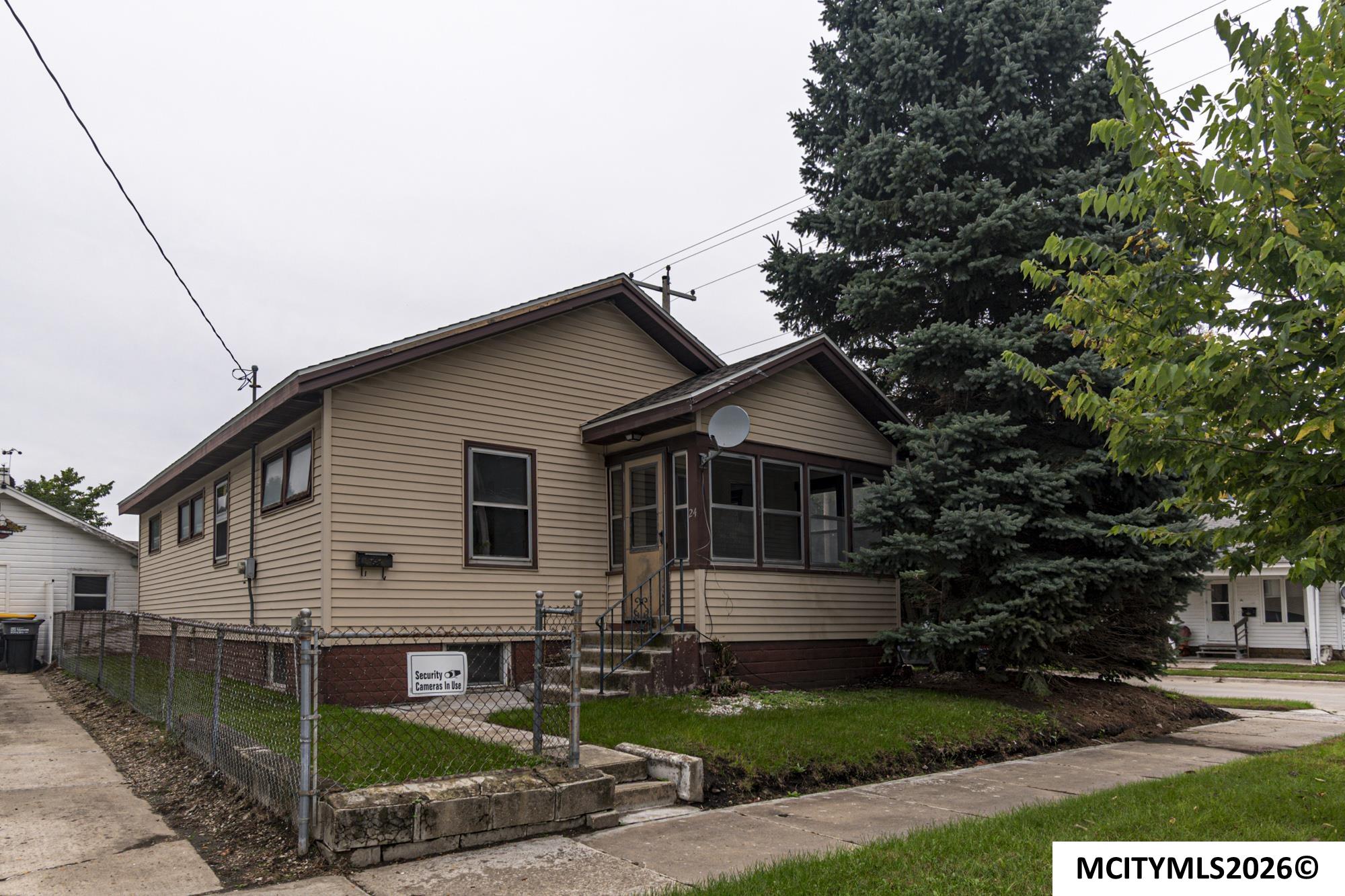 24 16th NE Mason City IA 50401