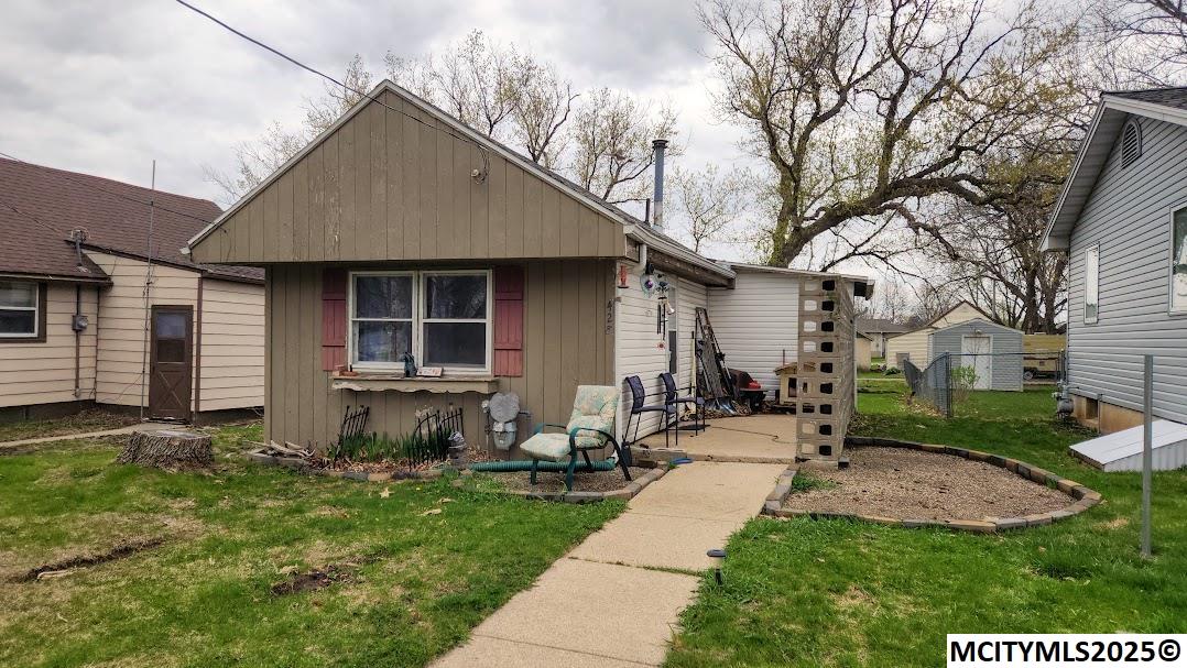 428 29th SW Mason City IA 50401
