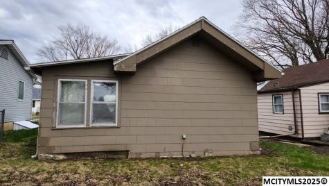 428 29th SW Mason City IA 50401