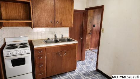 428 29th SW Mason City IA 50401