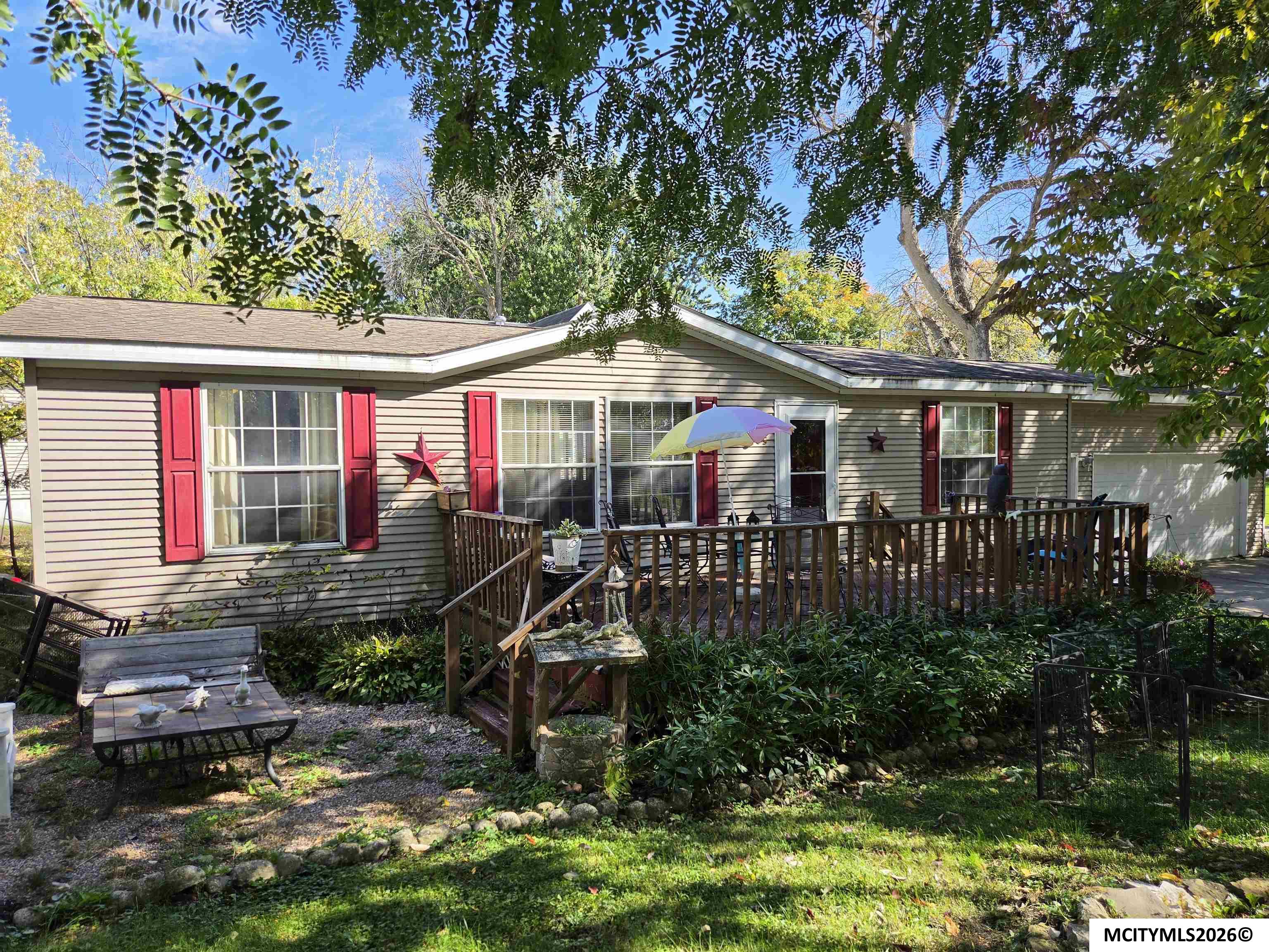 105 N Gaylord Nora Springs IA 50458