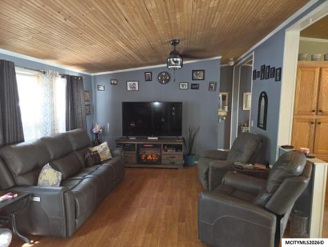 105 N Gaylord Nora Springs IA 50458