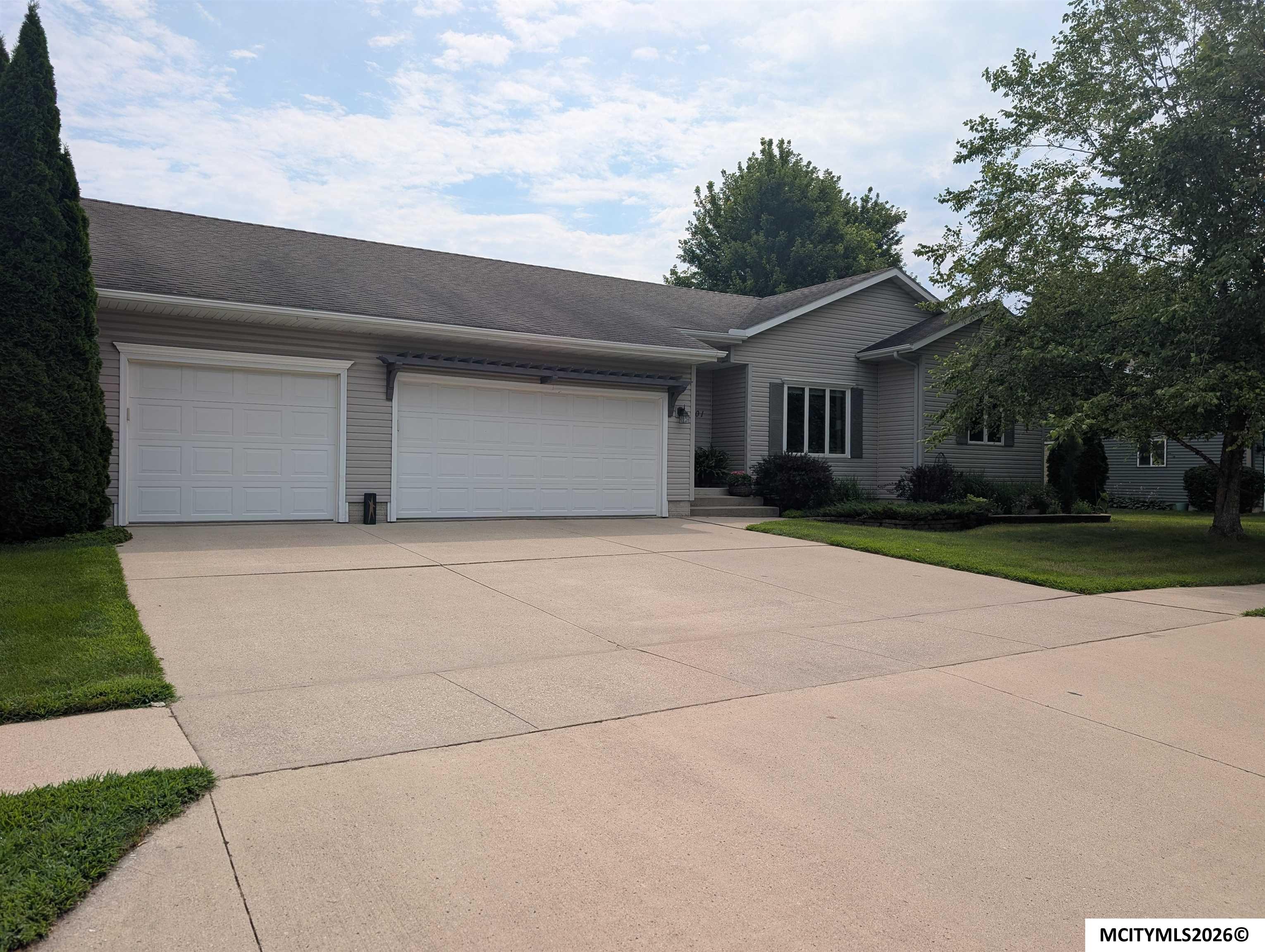 1501 Limestone Court Mason City IA 50401