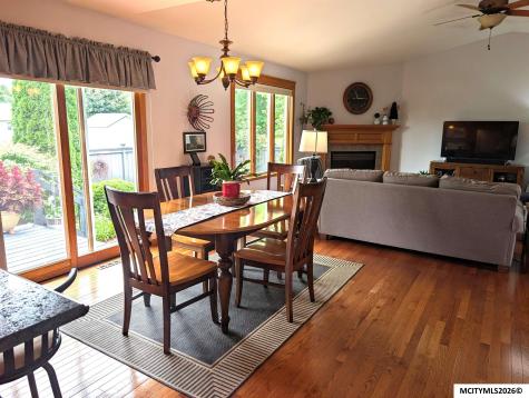 1501 Limestone Court Mason City IA 50401