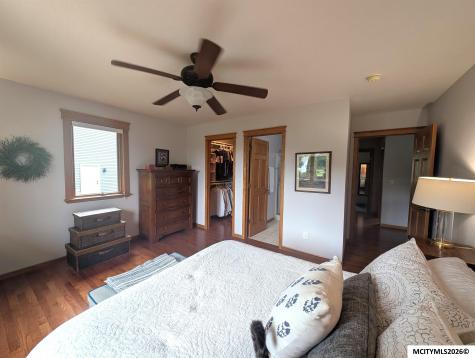 1501 Limestone Court Mason City IA 50401