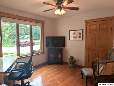 1501 Limestone Court Mason City IA 50401