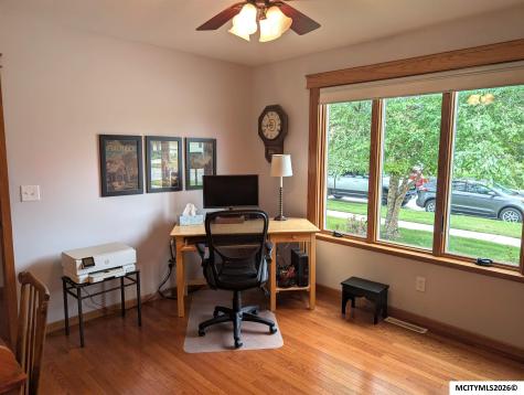 1501 Limestone Court Mason City IA 50401