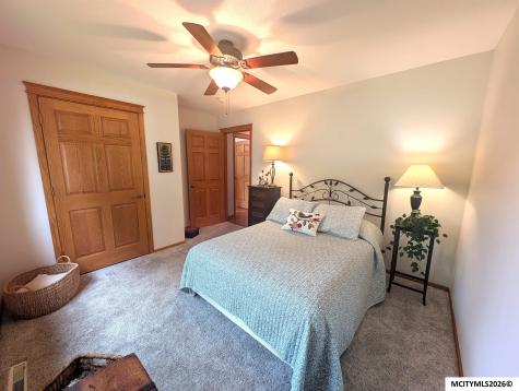 1501 Limestone Court Mason City IA 50401