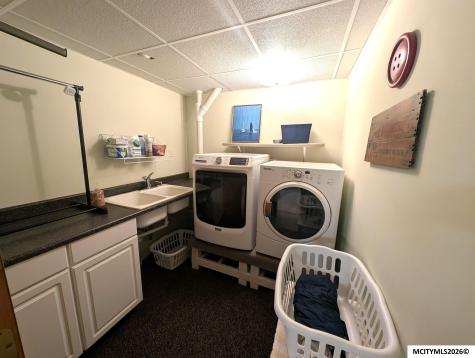 1501 Limestone Court Mason City IA 50401