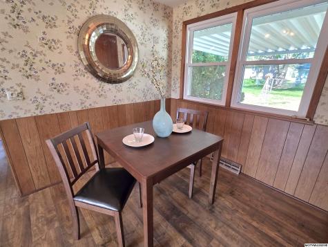 706 6th Place SE Mason City IA 50401