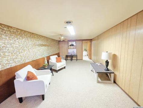 706 6th Place SE Mason City IA 50401