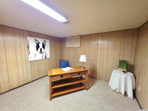 706 6th Place SE Mason City IA 50401