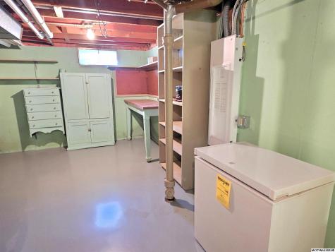 706 6th Place SE Mason City IA 50401