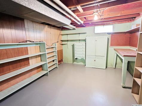 706 6th Place SE Mason City IA 50401