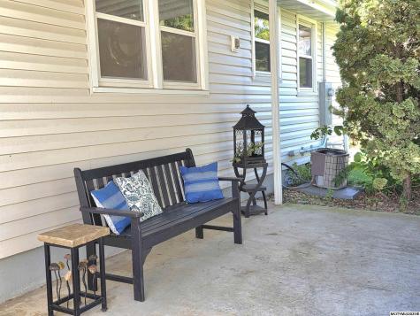 706 6th Place SE Mason City IA 50401