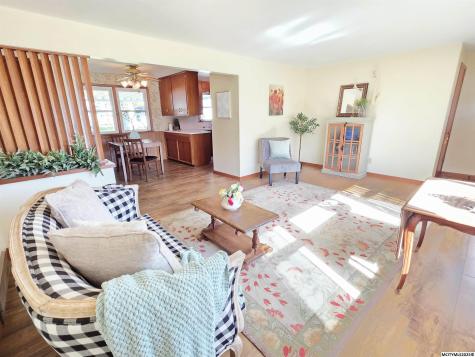 706 6th Place SE Mason City IA 50401